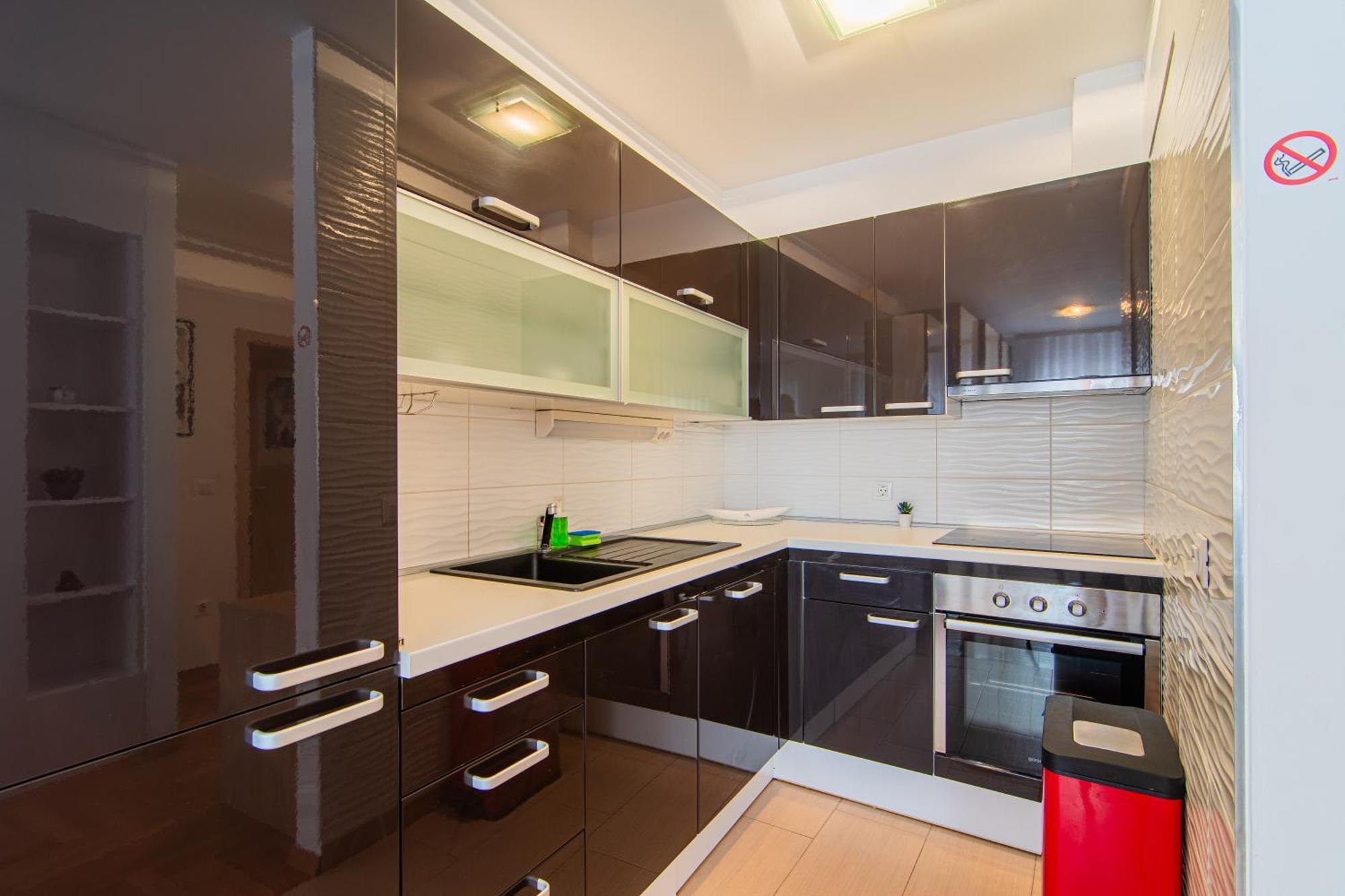 Flexible Selfcheckins 97 - Zagreb - Garden - Parking- Loggia - 2 Bedrooms Kültér fotó